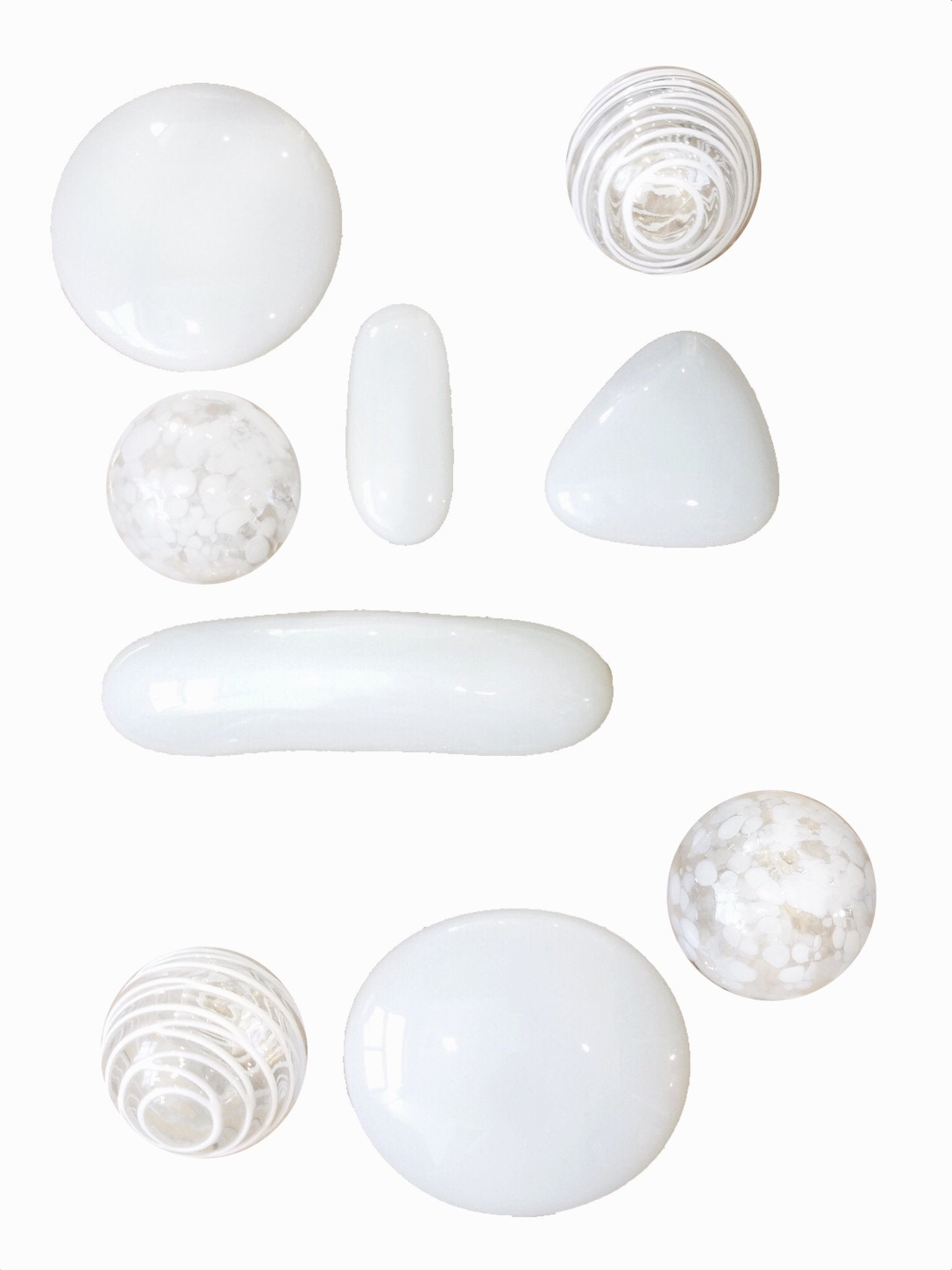 9 PC.WW STONES&SPHERES-WHITE - Worldly Goods Too